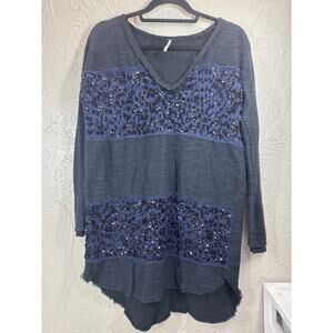 Free People Sweater Womens Blue Black Sequins Pullover V Neck Tunic Boho Size XS